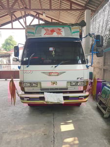 ขายรถบรรทุกบ้าน 6 ล้อ 