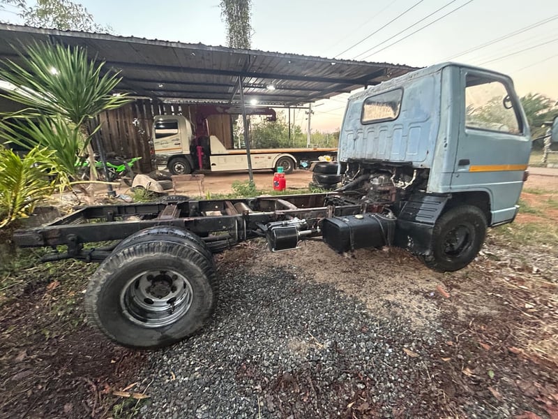 ขายหกล้อเล็ก ขายหกล้อเล็ก