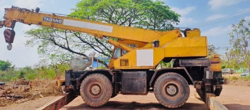 ขายรถเครน 25ตัน ใช้งานได้ปกติ