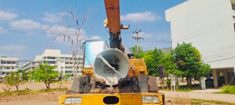 ขายรถเครน 25ตัน ใช้งานได้ปกติ