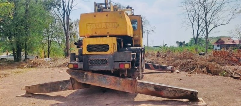 ขายรถเครน 25ตัน ใช้งานได้ปกติ