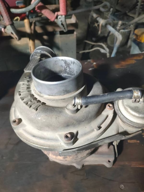 เทอร์โบ สิบล้อ มิตซูบิชิ FUSO