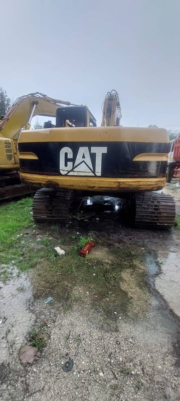 ตัดแยกขายอะไหล่ทุกชิ้นรถแบคโฮCAT320B ราคาแต่ละชิ้นต่างกัน โทรสอบถามได้เลย ตัดแยกขายอะไหล่ทุกชิ้นรถแบคโฮCAT320B ราคาแต่ละชิ้นต่างกัน โทรสอบถามได้เลย