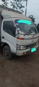 HINO DUTRO รถบรรทุก 6ล้อ ตู้แห้ง