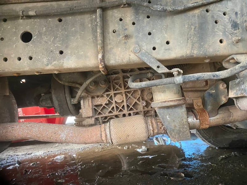 HINO DUTRO รถบรรทุก 6ล้อ ตู้แห้ง