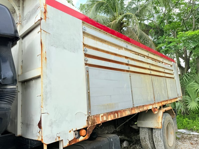 ขาย 6ล้อ ดั๊มพ์ NISSAN ขาย 6ล้อ ดั๊มพ์ NISSAN