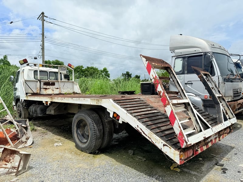 ขาย Hino 6ล้อ ท้ายลาด