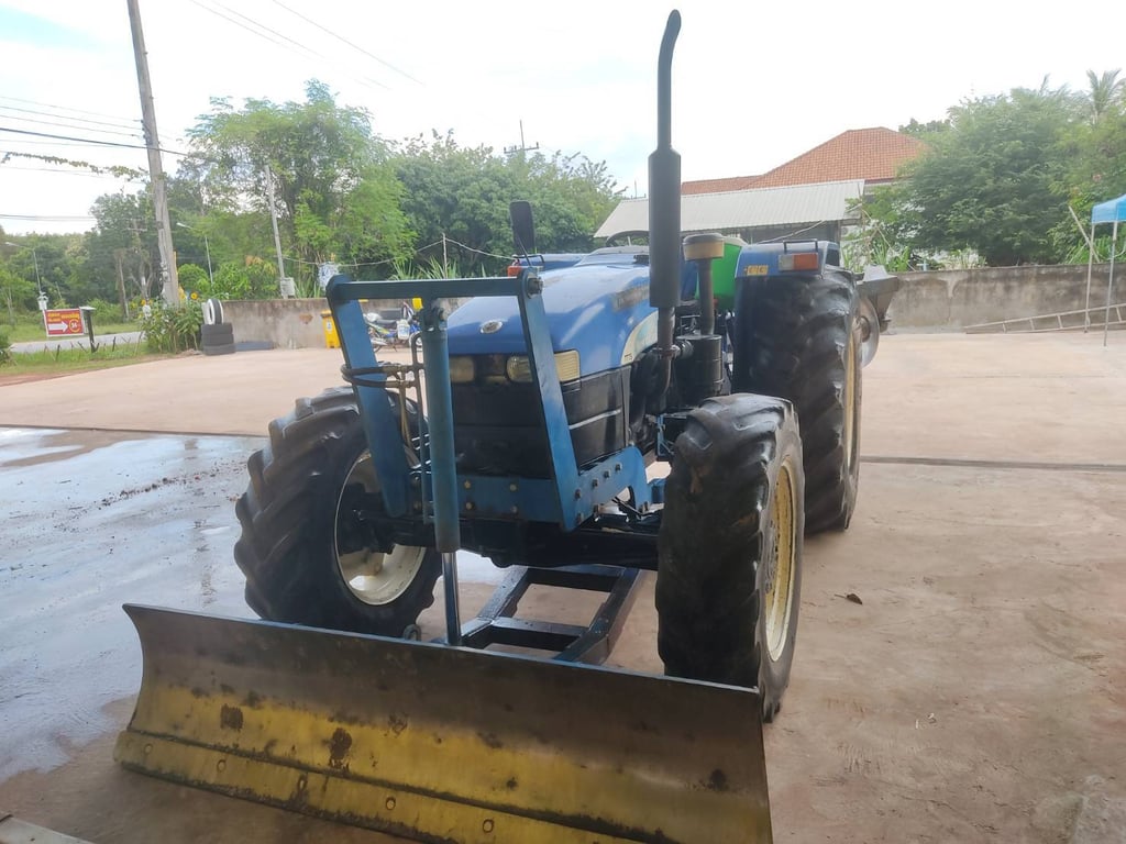 Newholland TT75 ปี 2012 Newholland TT75 ปี 2012