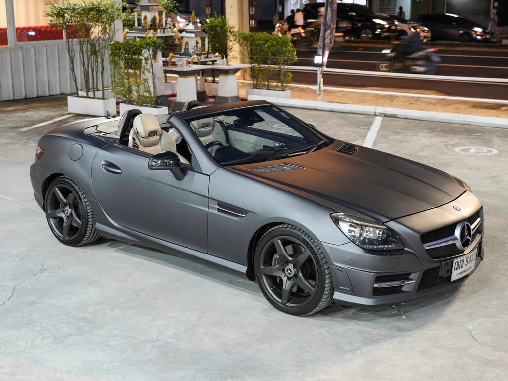 Mercedes-Benz SLK200 Kompressor (R172) จดปี 2015 ดาวห์เริ่มต้นที่ 49,000 บ. Mercedes-Benz SLK200 Kompressor (R172) จดปี 2015 ดาวห์เริ่มต้นที่ 49,000 บ.