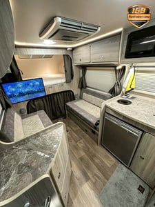 VOYAGER รุ่น L13 Motorhome L13 | ปี 2024 ขายดาวน์ 750,000 VOYAGER รุ่น L13 Motorhome L13 | ปี 2024 ขายดาวน์ 750,000