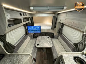 VOYAGER รุ่น L13 Motorhome L13 | ปี 2024 ขายดาวน์ 750,000 VOYAGER รุ่น L13 Motorhome L13 | ปี 2024 ขายดาวน์ 750,000