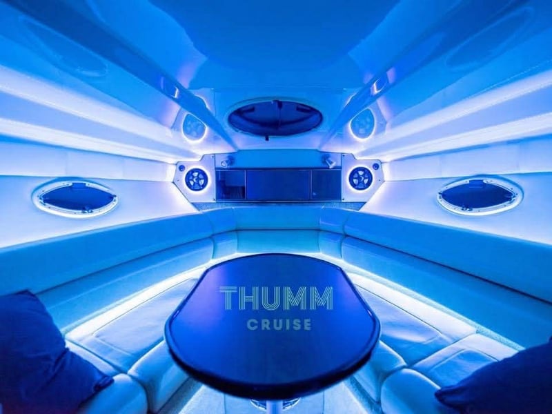 เรือสปอร์ตคาบินหรู Monterey 275 ปี 2014 เรือสปอร์ตคาบินหรู Monterey 275 ปี 2014