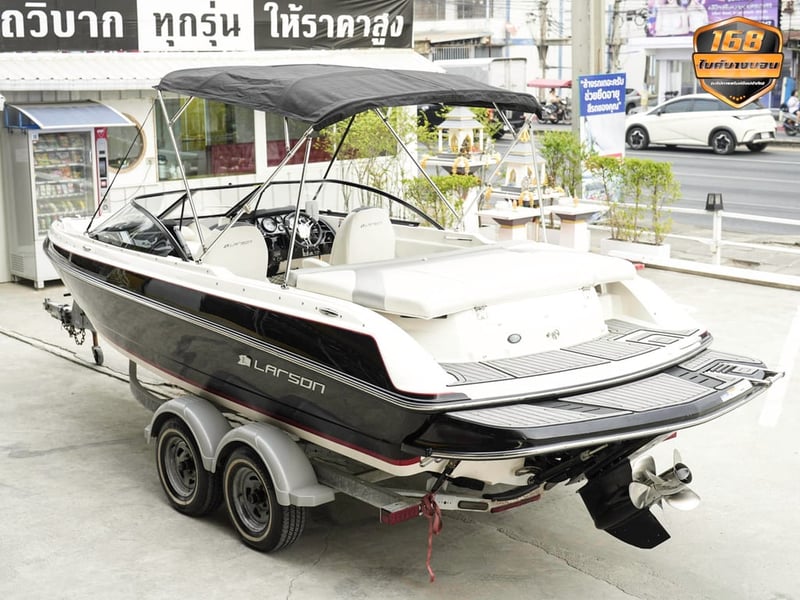 LARSON LX225S 6.2 L ปี 2019 สภาพดีมาก พร้อมเล่น LARSON LX225S 6.2 L ปี 2019 สภาพดีมาก พร้อมเล่น