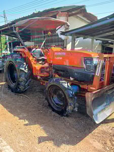 รถไถคูโบต้ารุ่นL4508ใบมีด