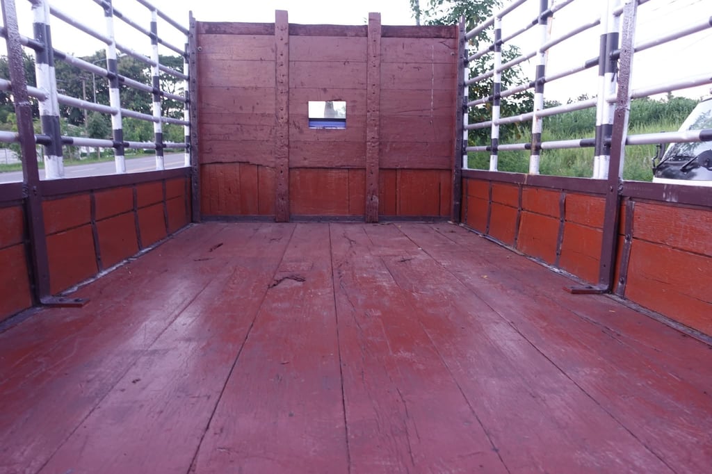 ISUZU NKR 110แรงม้าปี39รถห้างแท้ออกจากศูนย์เครื่องเยี่ยมแน่นปึ๊ก เกียร์ดีเบรคดี ระบบไฟครบ รถสวยๆพร้อมใช้พร้อมโอนทั่วไทย ISUZU NKR 110แรงม้าปี39รถห้างแท้ออกจากศูนย์เครื่องเยี่ยมแน่นปึ๊ก เกียร์ดีเบรคดี ระบบไฟครบ รถสวยๆพร้อมใช้พร้อมโอนทั่วไทย