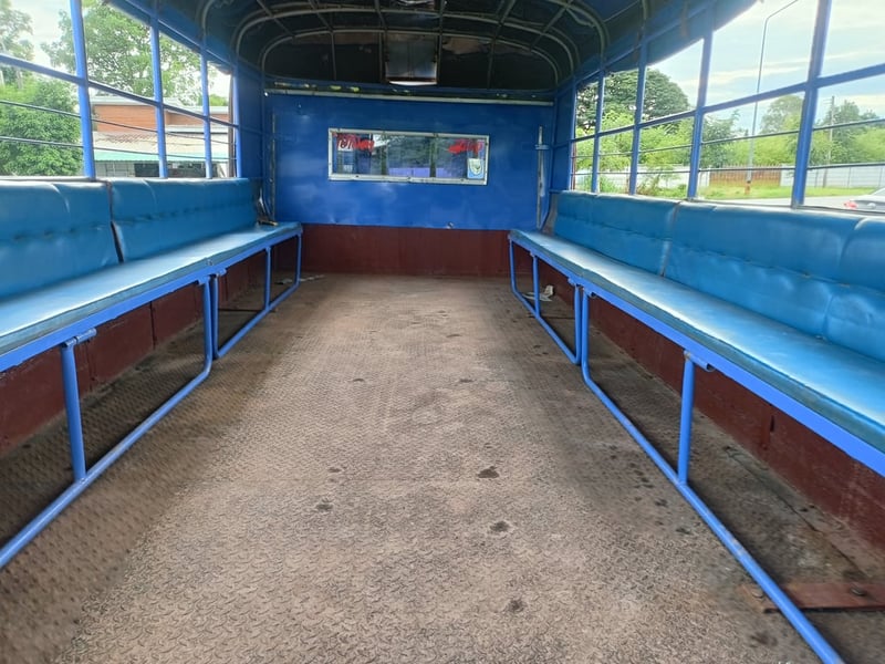 ขายรถโดยสาร6ล้อISUZU NPR120แรง  ยาว5ม. แอร์เย็น เครื่องเยี่ยม แชสซีสวยๆช่วงล่างแน่นๆ รถสวยพสภาพเยี่ยมพร้อมใช้งาน