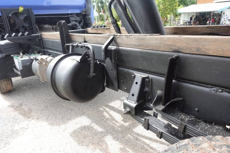 ขายรถดั้มISUZU NPR115แรงม้าปี43 รถห้างแท้ ดั้มลงเล่มเรียบร้อย ดั้มใหญ่ยิงหน้า6ตัน ช่วงล่างใหญ่Fหน้าหลัง พร้อมใช้งานพร้อมโอนทั่วไทย