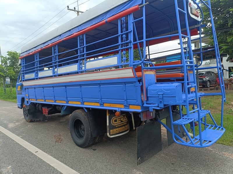 ขายรถโดนสาร6ล้อISUZU NKR110แรงม้า รถห้างแท้ เกียร์สั้น ยกหัวได้ เครื่องเยี่ยม แชสซีสวยๆ เอกสารครบพร้อมโอนทั่วไทย ขายรถโดนสาร6ล้อISUZU NKR110แรงม้า รถห้างแท้ เกียร์สั้น ยกหัวได้ เครื่องเยี่ยม แชสซีสวยๆ เอกสารครบพร้อมโอนทั่วไทย