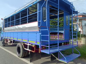 ขายรถโดยสาร6ล้อISUZU NPR120แรง  ยาว5ม. แอร์เย็น เครื่องเยี่ยม แชสซีสวยๆช่วงล่างแน่นๆ รถสวยพสภาพเยี่ยมพร้อมใช้งาน