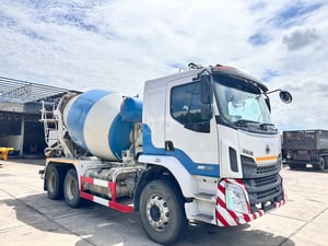 รถโม่ 10ล้อ 