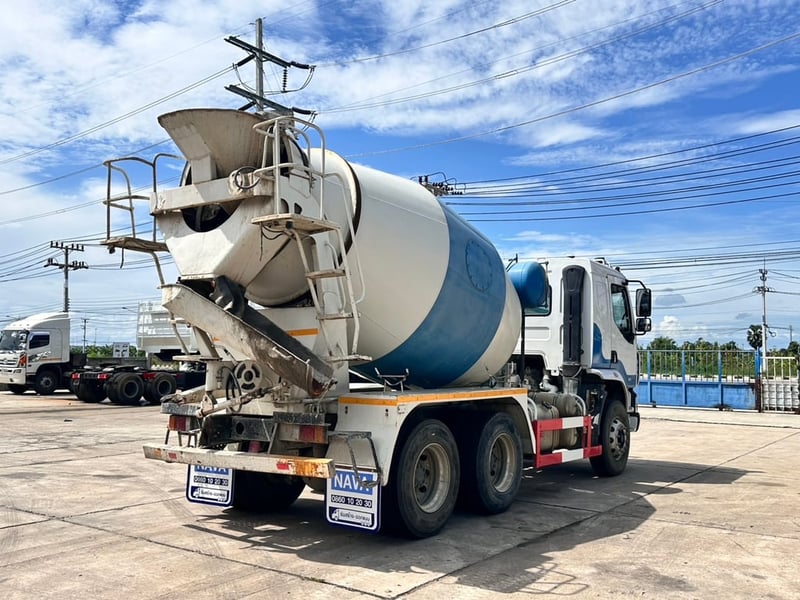 รถโม่ 10ล้อ 