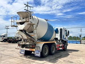 รถโม่ 10ล้อ 