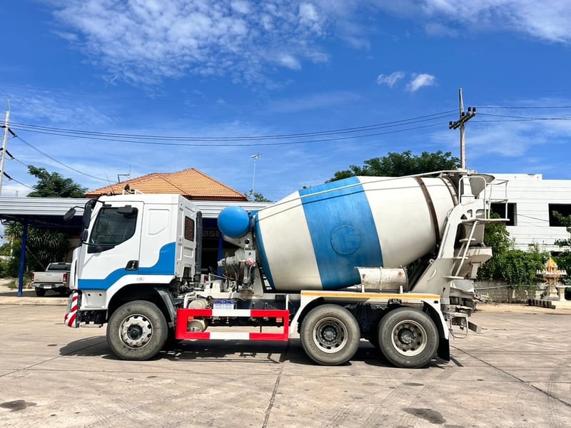 รถโม่ 10ล้อ 