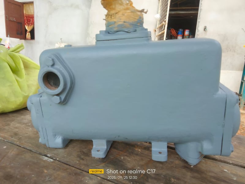 คูลเลอร์เครื่องยนต์เรือ