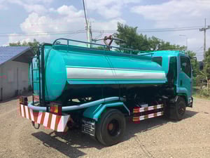 ISUZU FRR 210แรงม้า รถบรรทุก 6ล้อ บรรทุกน้ำ ปี2009