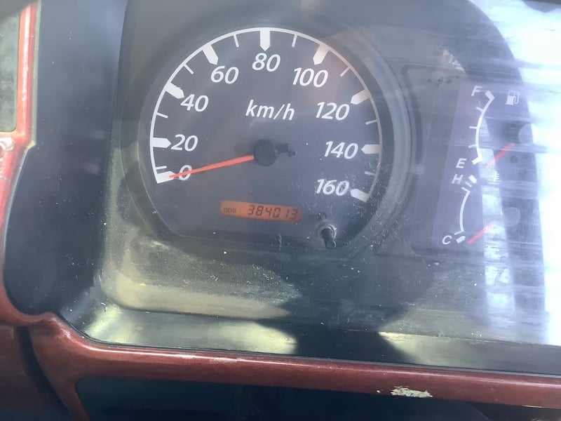 ISUZU NQR 175แรงม้า รถบรรทุก 6ล้อ กระบะคอกสูง ปี2006 ISUZU NQR 175แรงม้า รถบรรทุก 6ล้อ กระบะคอกสูง ปี2006