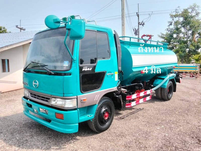 HINO FB 150แรงม้า รถบรรทุก 6ล้อ บรรทุกน้ำ ปี1997