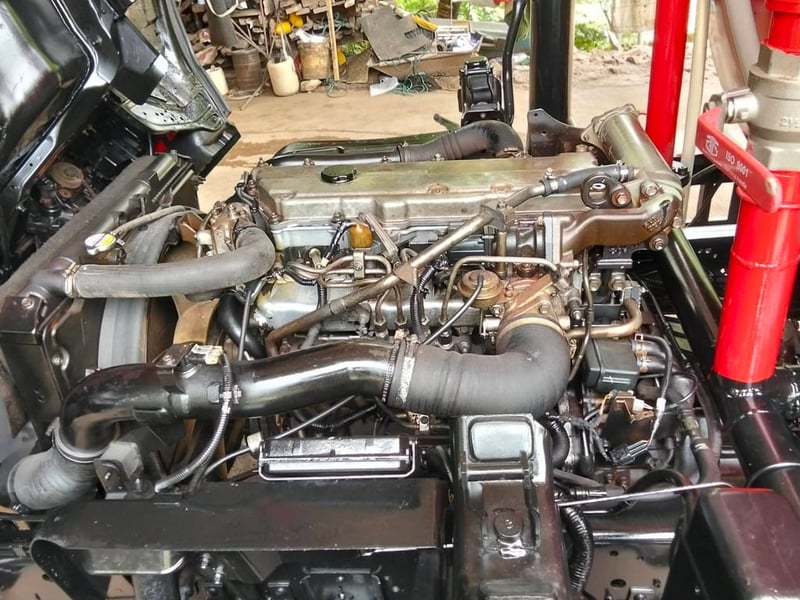 ISUZU NQR 175แรงม้า รถบรรทุก 6ล้อ บรรทุกน้ำ ปี2006