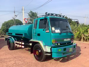ISUZU FTR 195แรงม้า รถบรรทุก 6ล้อ บรรทุกน้ำ ปี1995 ISUZU FTR 195แรงม้า รถบรรทุก 6ล้อ บรรทุกน้ำ ปี1995