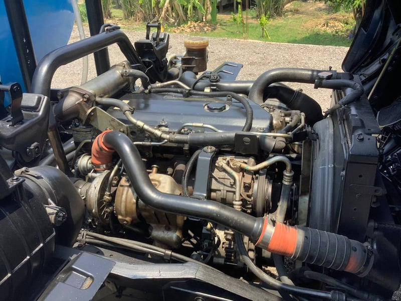 ISUZU FRR 210แรงม้า รถบรรทุก 6ล้อ บรรทุกน้ำ ปี2010 ISUZU FRR 210แรงม้า รถบรรทุก 6ล้อ บรรทุกน้ำ ปี2010