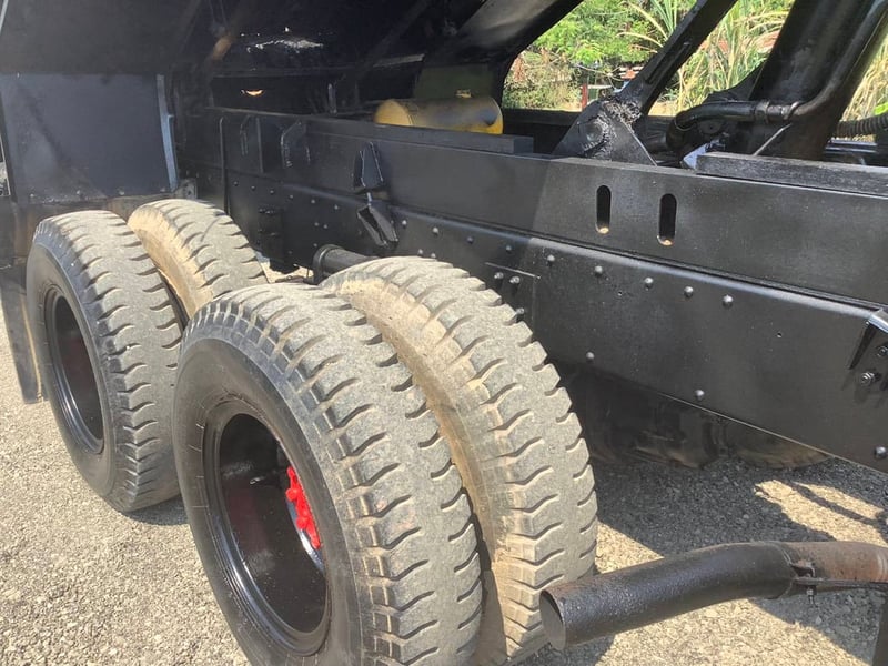 10ล้อนิสสัน ยูดี