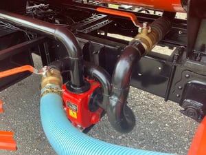 HINO FC 165แรงม้า รถบรรทุก 6ล้อ บรรทุกน้ำ ปี2003