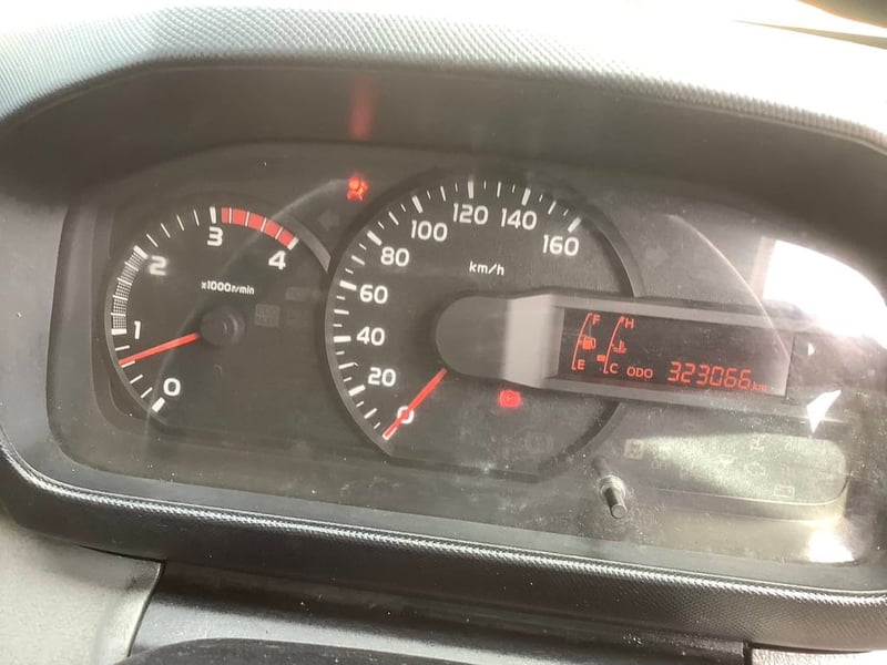 HINO XZU 130แรงม้า รถบรรทุก 6ล้อ ตู้เย็น ปี2014