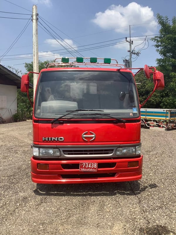 HINO FB 150แรงม้า รถบรรทุก 6ล้อ บรรทุกน้ำ ปี1997