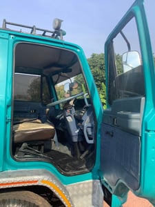 ISUZU FTR 195แรงม้า รถบรรทุก 6ล้อ บรรทุกน้ำ ปี1995 ISUZU FTR 195แรงม้า รถบรรทุก 6ล้อ บรรทุกน้ำ ปี1995