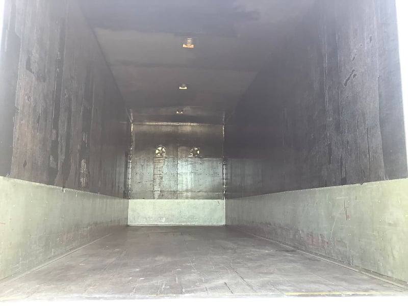 MITSUBISHI FUSO FK 225แรงม้า รถบรรทุก 6ล้อ ตู้แห้ง ปี2002