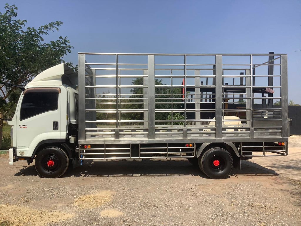 Isuzu FRR210 กระบะคอกสูง