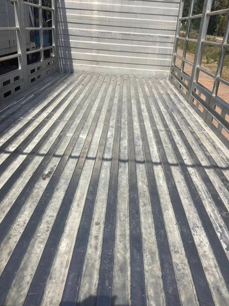 Isuzu FRR210 กระบะคอกสูง