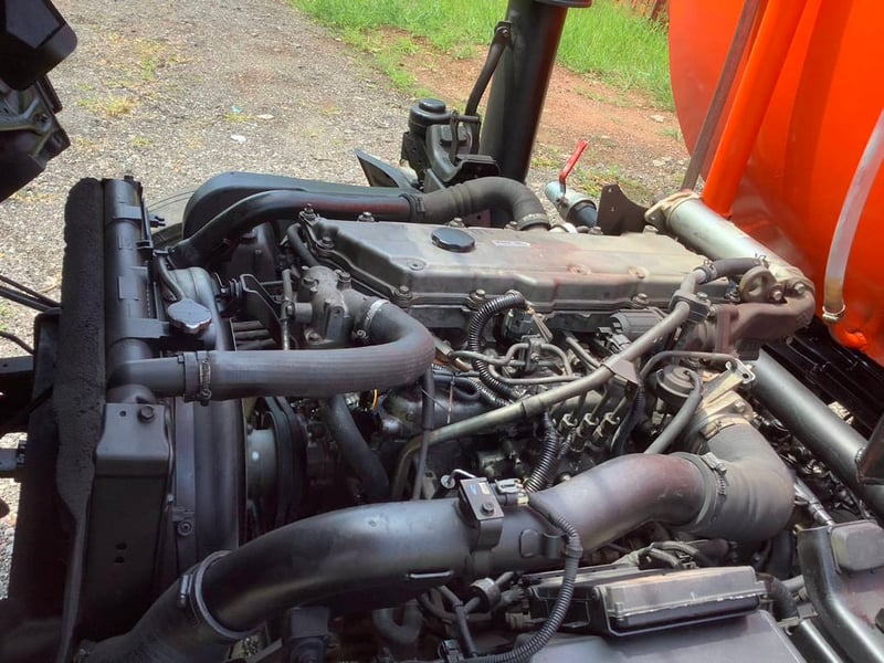 ISUZU NQR 175แรงม้า รถบรรทุก 6ล้อ บรรทุกน้ำ ปี2007