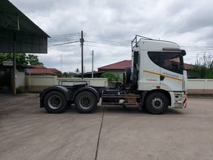 CIMC HNT250B35DC2M 245แรงม้า รถบรรทุก 10ล้อ หัวลาก เฉพาะหัว ปี2015 เลขไมล์น้อยกว่า 500,000 กม. CIMC HNT250B35DC2M 245แรงม้า รถบรรทุก 10ล้อ หัวลาก เฉพาะหัว ปี2015 เลขไมล์น้อยกว่า 500,000 กม.