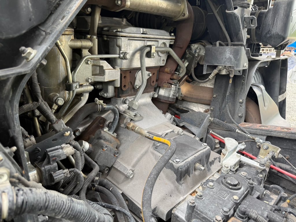 ISUZU FXZ 360แรงม้า รถบรรทุก 10ล้อ ดั้มพ์ ปี2008