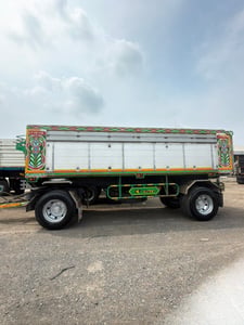 ISUZU FXZ 360แรงม้า รถบรรทุก 10ล้อ พ่วงแม่ลูก ปี2014 เลขไมล์น้อยกว่า 500,000 กม. ISUZU FXZ 360แรงม้า รถบรรทุก 10ล้อ พ่วงแม่ลูก ปี2014 เลขไมล์น้อยกว่า 500,000 กม.