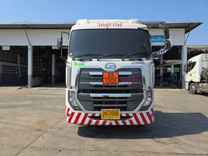 UD GWE 390แรงม้า รถบรรทุก 10ล้อ หัวลาก เฉพาะหัว ปี2024 เลขไมล์น้อยกว่า 500,000 กม.