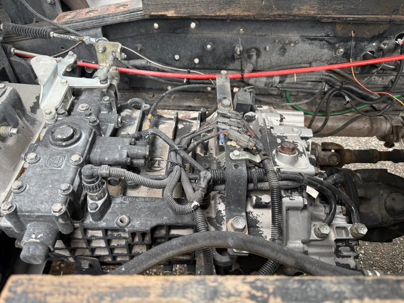 ISUZU FXZ 360แรงม้า รถบรรทุก 10ล้อ ดั้มพ์ ปี2008 ISUZU FXZ 360แรงม้า รถบรรทุก 10ล้อ ดั้มพ์ ปี2008