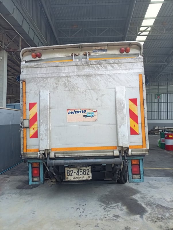 ISUZU NKR 150แรงม้า รถบรรทุก 4ล้อ รถบรรทุกอื่นๆ ปี2018