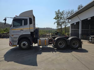 UD GWE 390แรงม้า รถบรรทุก 10ล้อ หัวลาก เฉพาะหัว ปี2024 เลขไมล์น้อยกว่า 500,000 กม.